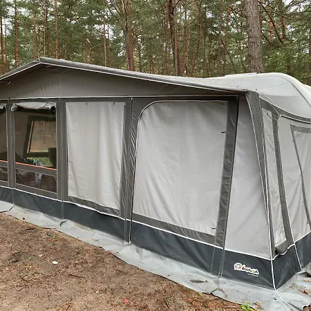 Przyczepa Kempingowa Hobby Premium, Ul. Helska 11