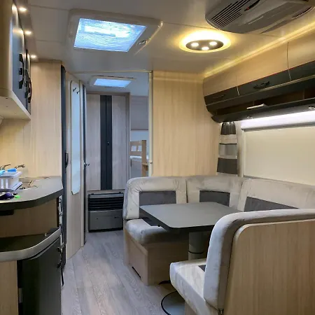 Camping Przyczepy Vip - Osrodek Na Klifie Village - Helska 11