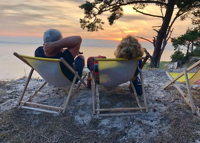 Kemp Przyczepy Vip - Osrodek Na Klifie Village - Helska 11 *